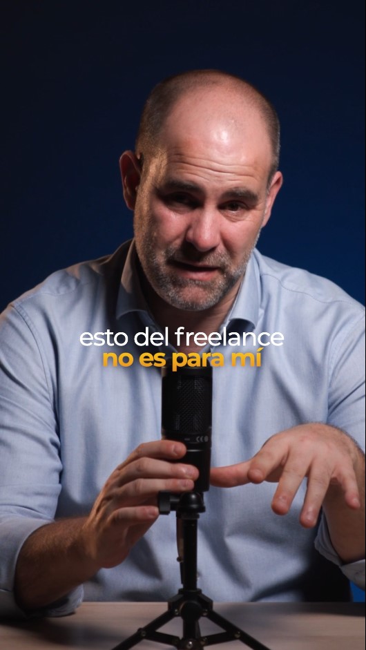 Edición de reel para contenido digital y campañas de redes sociales Vídeo para marca personal sobre emprendimiento y trabajo freelance