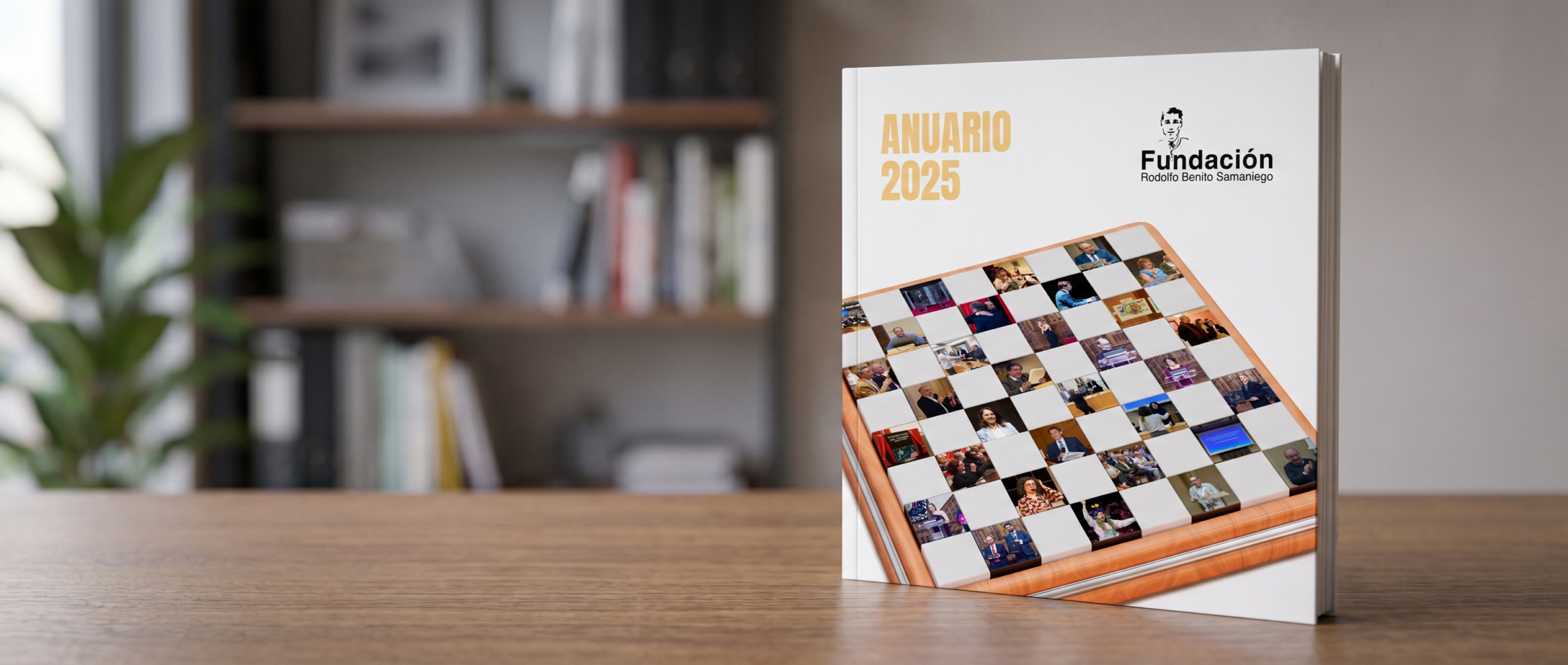 Diseño editorial y portada del Anuario 2025 de la Fundación Rodolfo Benito Samaniego Mockup del Anuario 2025 diseñado para la Fundación Rodolfo Benito Samaniego
